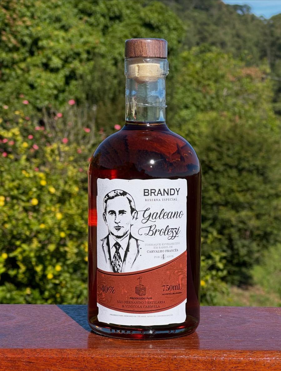 Garrafa do Brandy Reserva Especial Galeano Brolezzi