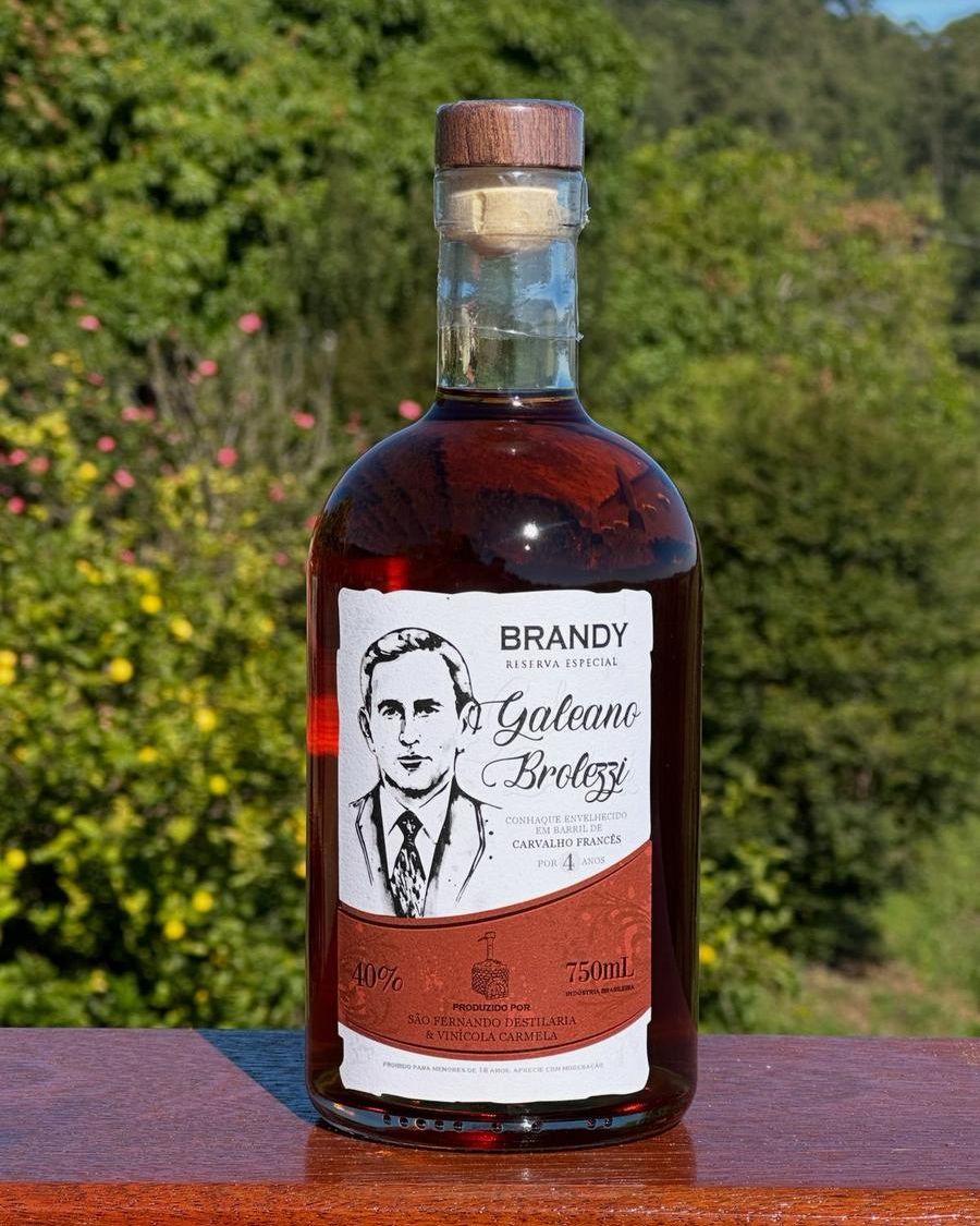 Garrafa do Brandy Reserva Especial Galeano Brolezzi